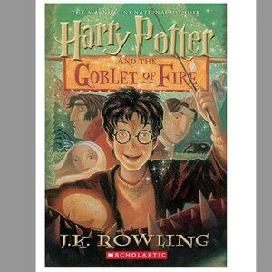 Harry Potter And The Goblet Of Fire Paperback Book Pre-Owned.